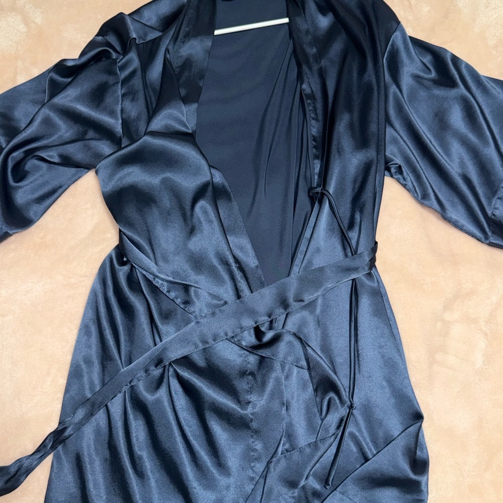 Victoria's Secret Midnight Blue Satin Robe medium large
